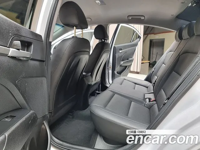 Hyundai The New Avante AD id 2502209 из Кореи 18