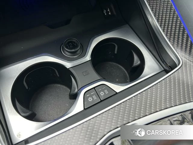 BMW XM id 4238688 из Китая 12
