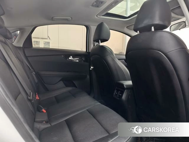 Kia K3 id 4353546 из Китая 10