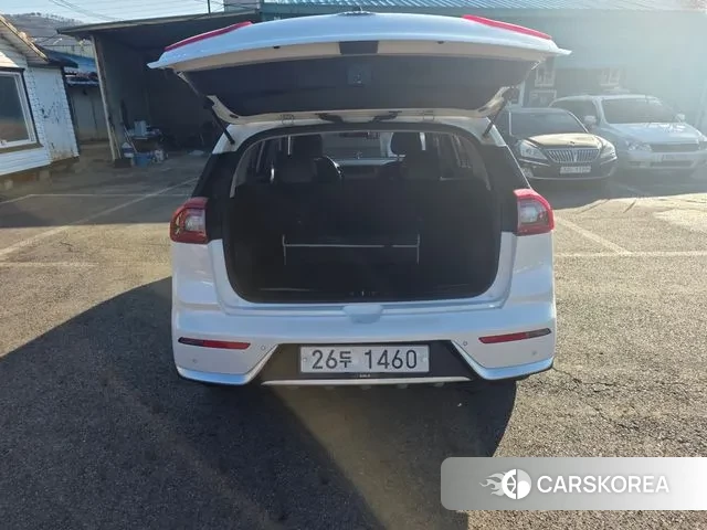 Kia Niro id 3455030 из Кореи 18