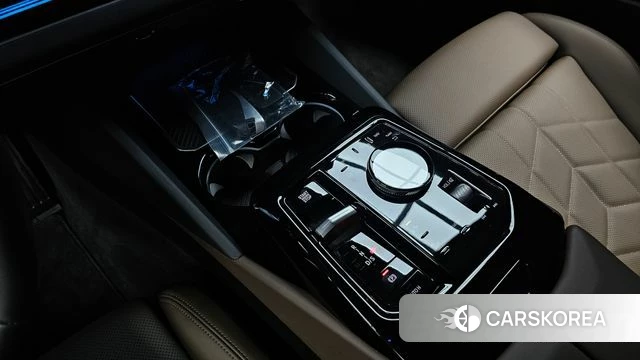 BMW 5 Series (G60) id 4584710 из Кореи 30