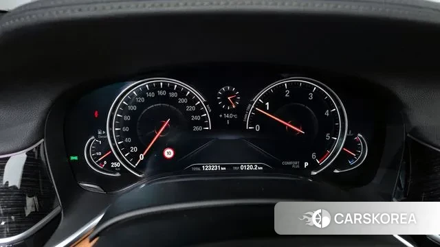 BMW 7 Series (G11) id 3489905 из Кореи 18