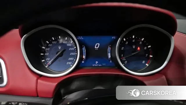 Maserati Ghibli id 3465038 из Кореи 18
