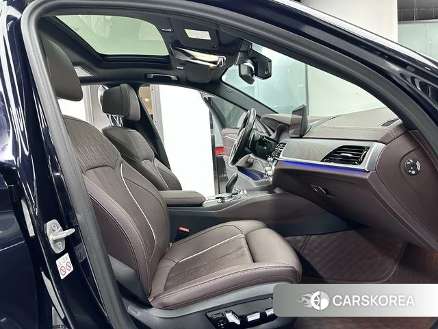 BMW 5 series id 4257748 из Китая 17