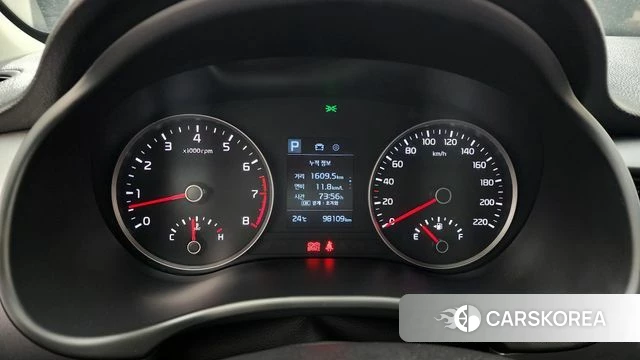 Kia Stonic id 4430636 из Кореи 18