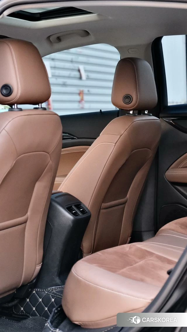 Buick Regal id 4212761 из Китая 13