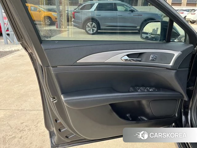 Lincoln MKZ id 4211354 из Китая 14