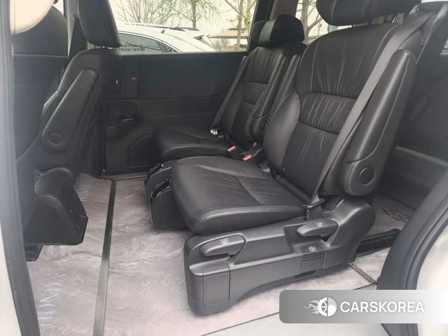 Honda Odyssey id 4255829 из Китая 17