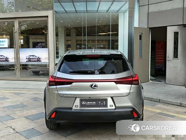 Lexus UX id 4301825 из Китая 8