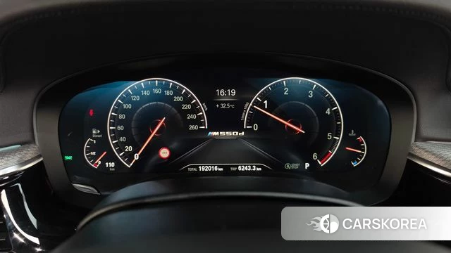 BMW 5 Series (G30) id 4543119 из Кореи 18