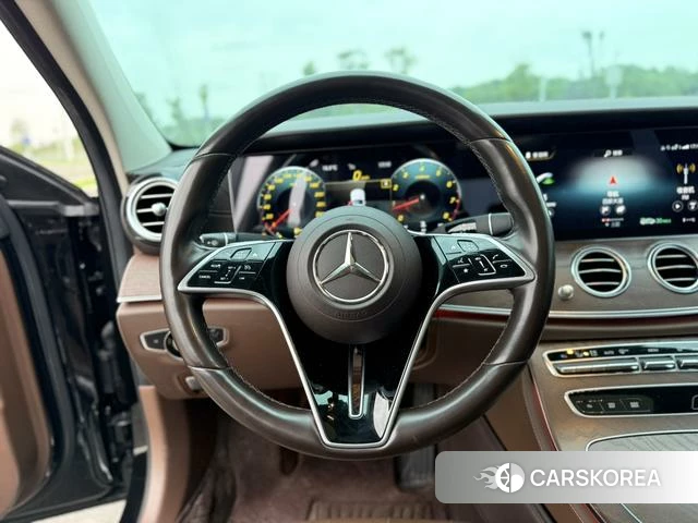 Mercedes-Benz E-class id 4256105 из Китая 17