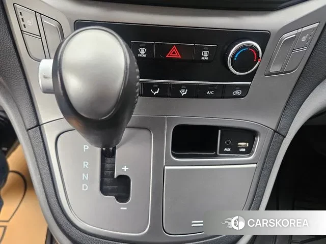 Hyundai The New Grand Starex id 3723483 из Кореи 18