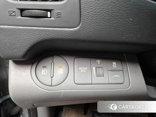 Hyundai The New Grand Starex id 4887317 из Кореи 13