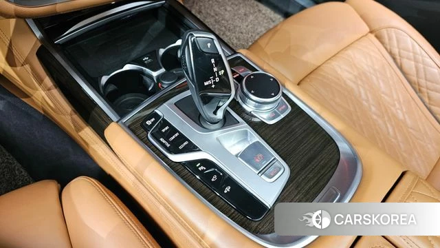 BMW 7 Series (G11) id 3878488 из Кореи 18