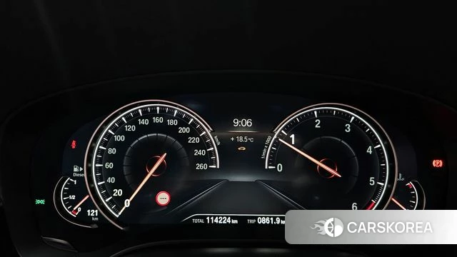BMW 5 Series (G30) id 4305274 из Кореи 29
