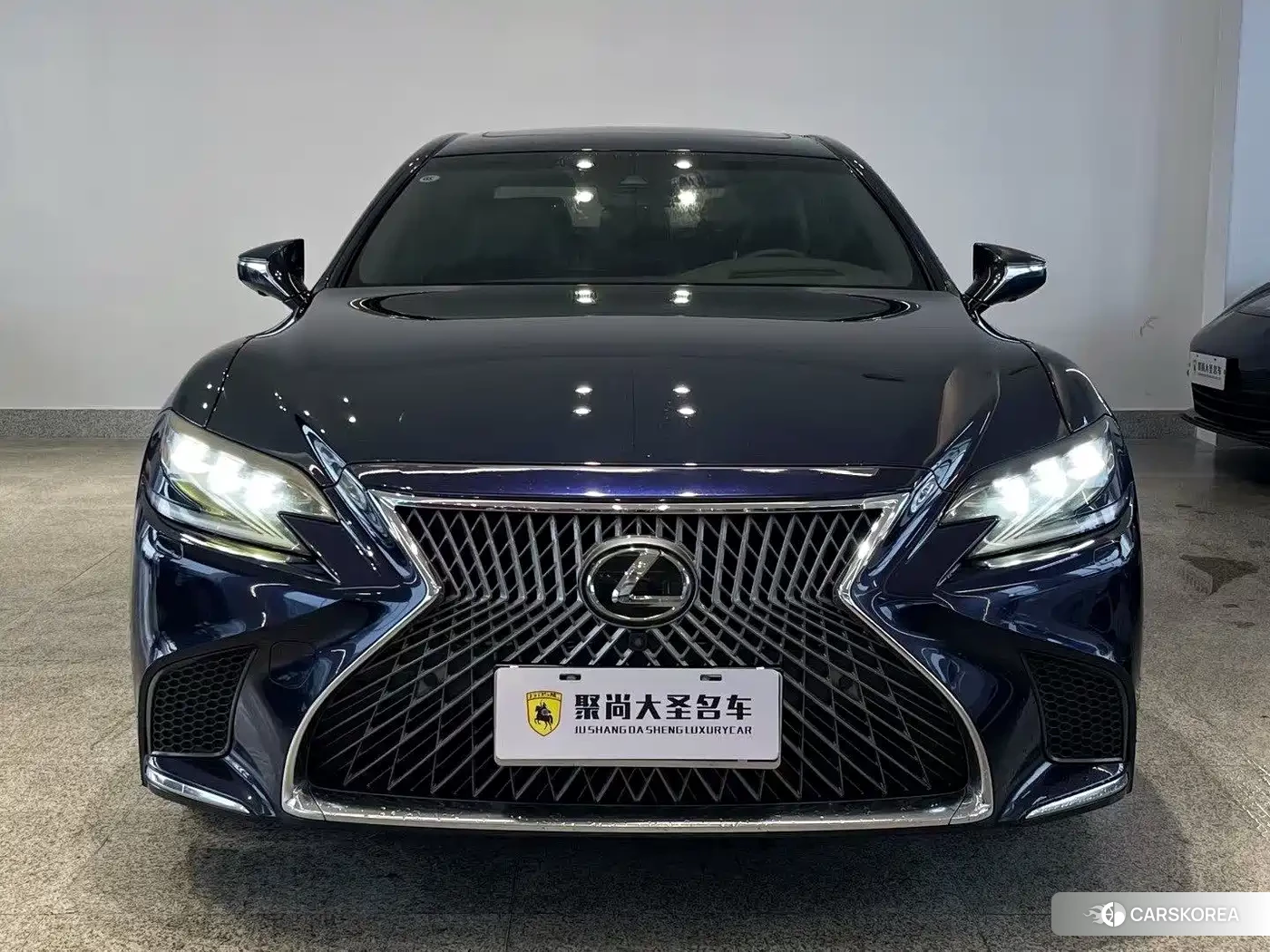 Lexus LS id 4559824 из Китая 8