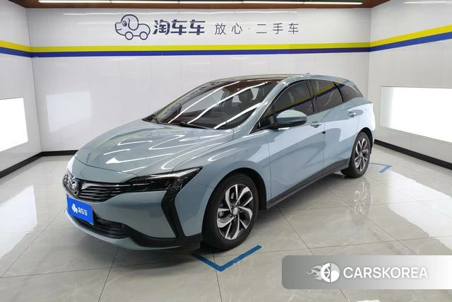Buick Slightly blue 6 PHEV id 4213950 из Китая 15