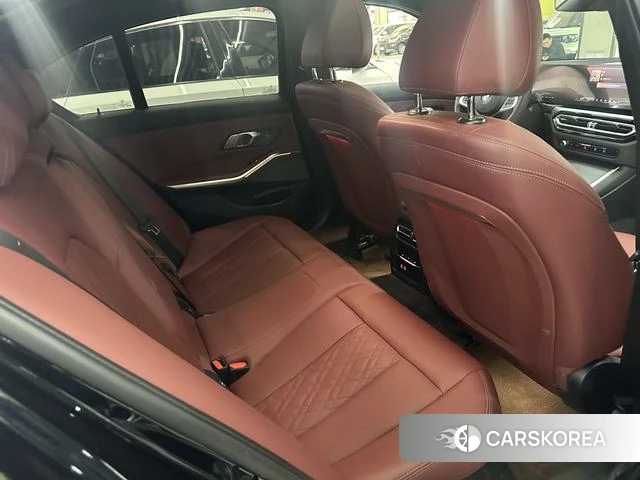 BMW 3 series id 4256343 из Китая 21