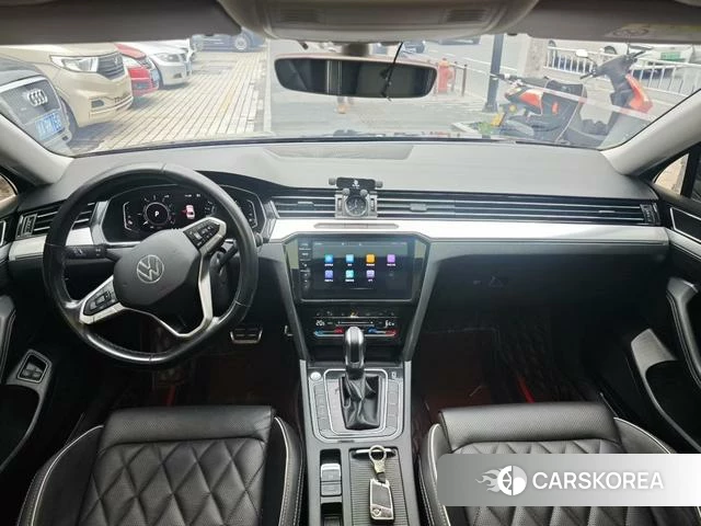 Volkswagen Magotan PHEV id 4272216 из Китая 8