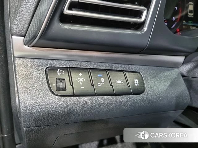 Hyundai The New Avante AD id 3820879 из Кореи 18