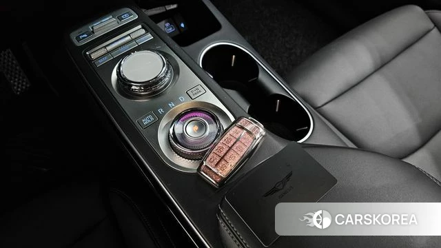 Genesis GV70 id 4282877 из Кореи 36