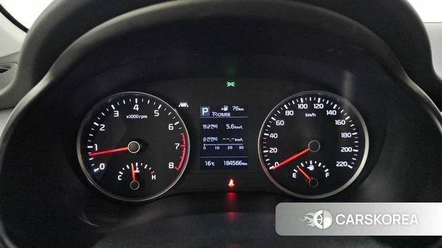 Kia Stonic id 3873498 из Кореи 18