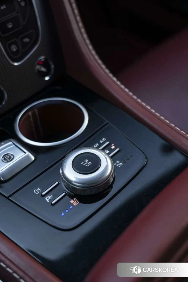 Aston Martin Rapide id 4238915 из Китая 24