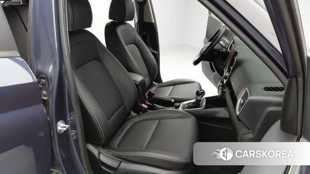 Hyundai Venue id 4898682 из Кореи 18