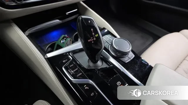 BMW 5 Series (G30) id 3452683 из Кореи 18