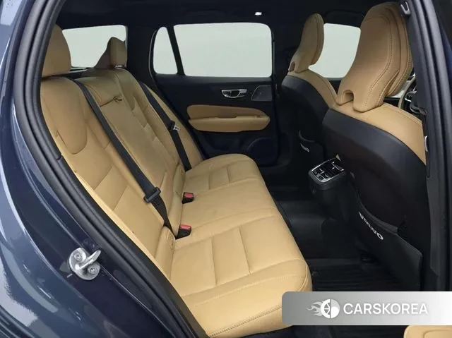 Volvo V60 Cross-Country 2nd Generation id 3634028 из Кореи 18