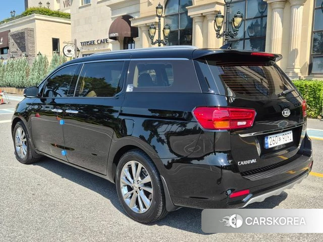 Kia The New Carnival id 4482524 из Кореи 18