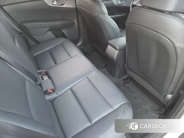 Kia Come New K3 id 3582575 из Кореи 18