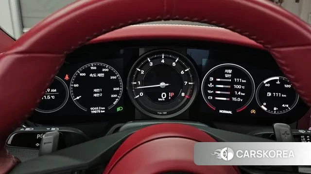 Porsche 911(992) id 3368157 из Кореи 18