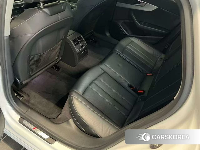 Audi A4L id 4275789 из Китая 8