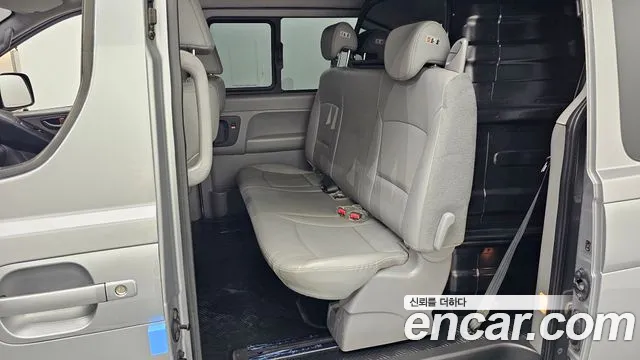 Hyundai The New Grand Starex id 2351204 из Кореи 18