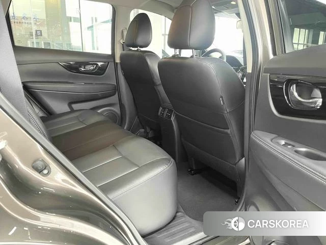Nissan Qijun id 4214552 из Китая 16