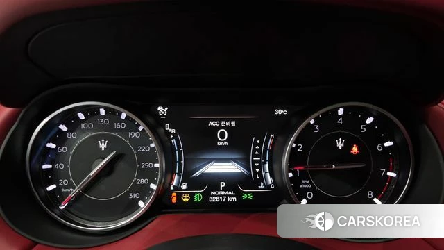 Maserati Levante id 4763972 из Кореи 31