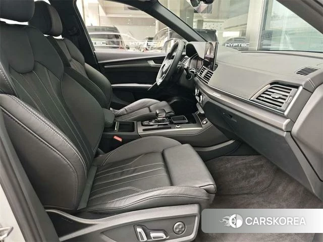 Audi Q5L id 4333702 из Китая 15
