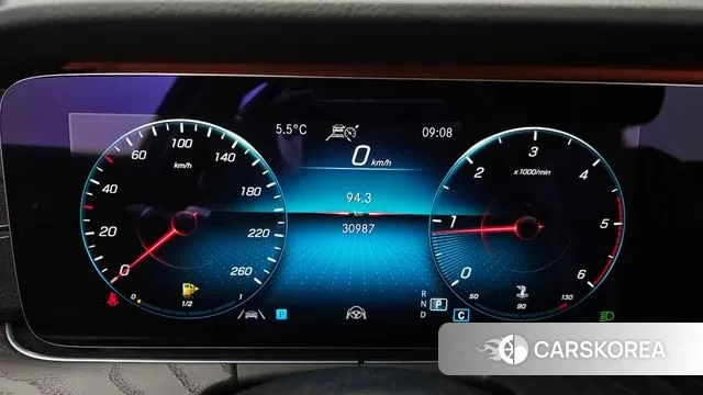 Mercedes-Benz E-Class W213 id 3671447 из Кореи 18