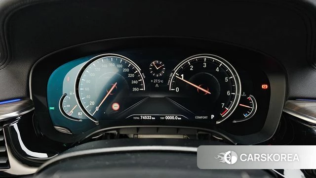 BMW 5 Series (G30) id 4849892 из Кореи 31