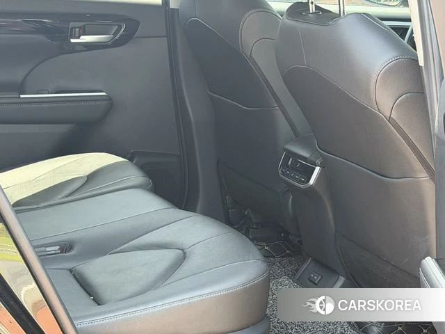 Toyota Highlander id 4277038 из Китая 8