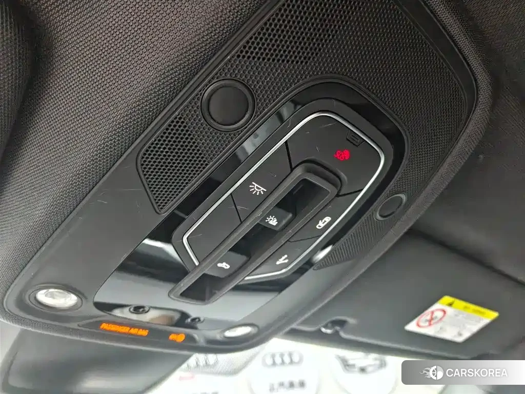 Audi A6L id 4548230 из Китая 27