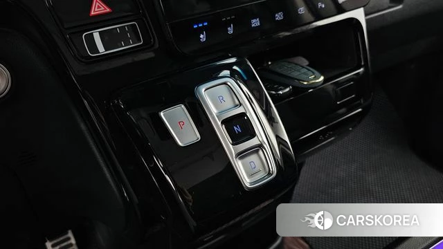 Hyundai Staria id 3915106 из Кореи 18