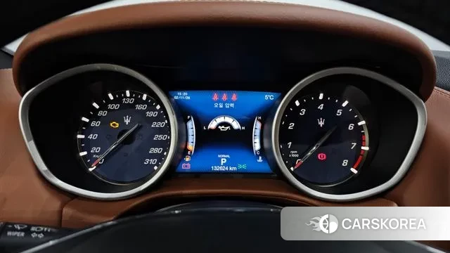 Maserati Ghibli id 3682082 из Кореи 18