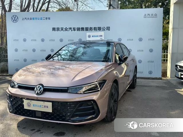 Volkswagen Passat id 4209353 из Китая 9