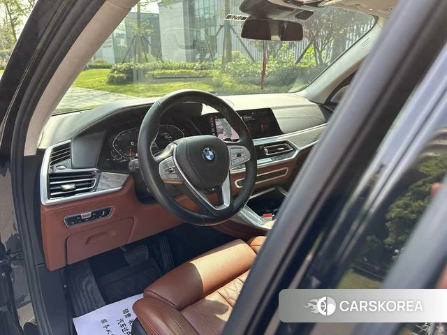 BMW X7 id 4258575 из Китая 17
