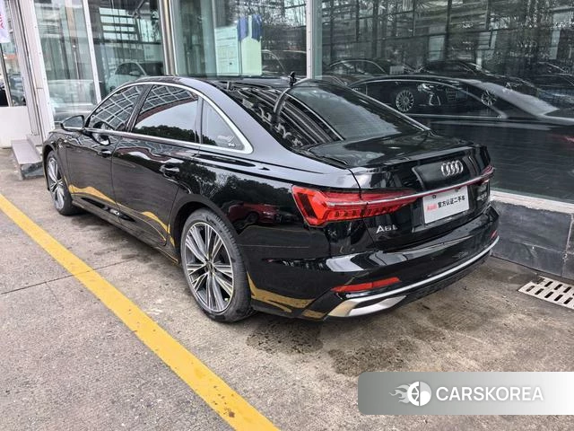Audi A6L id 4341640 из Китая 9