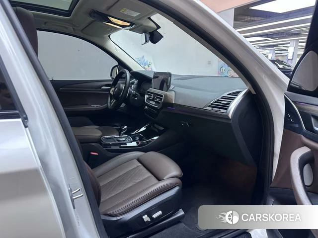 BMW X3 id 3913608 из Китая 15