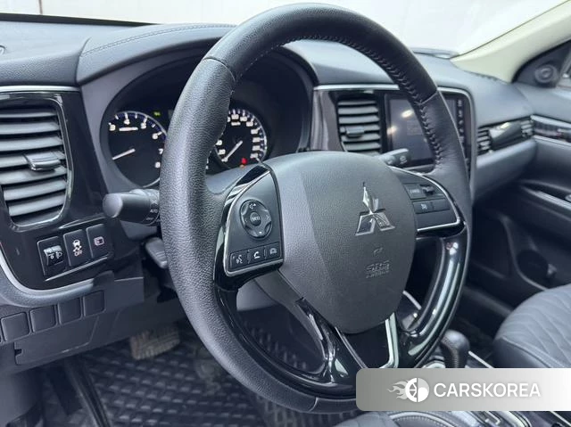 Mitsubishi  Outlander id 4207592 из Китая 21