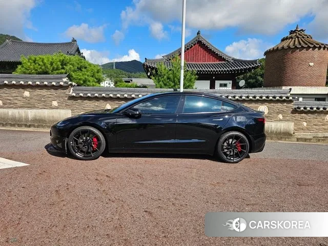 Tesla Model 3 id 3098027 из Кореи 18